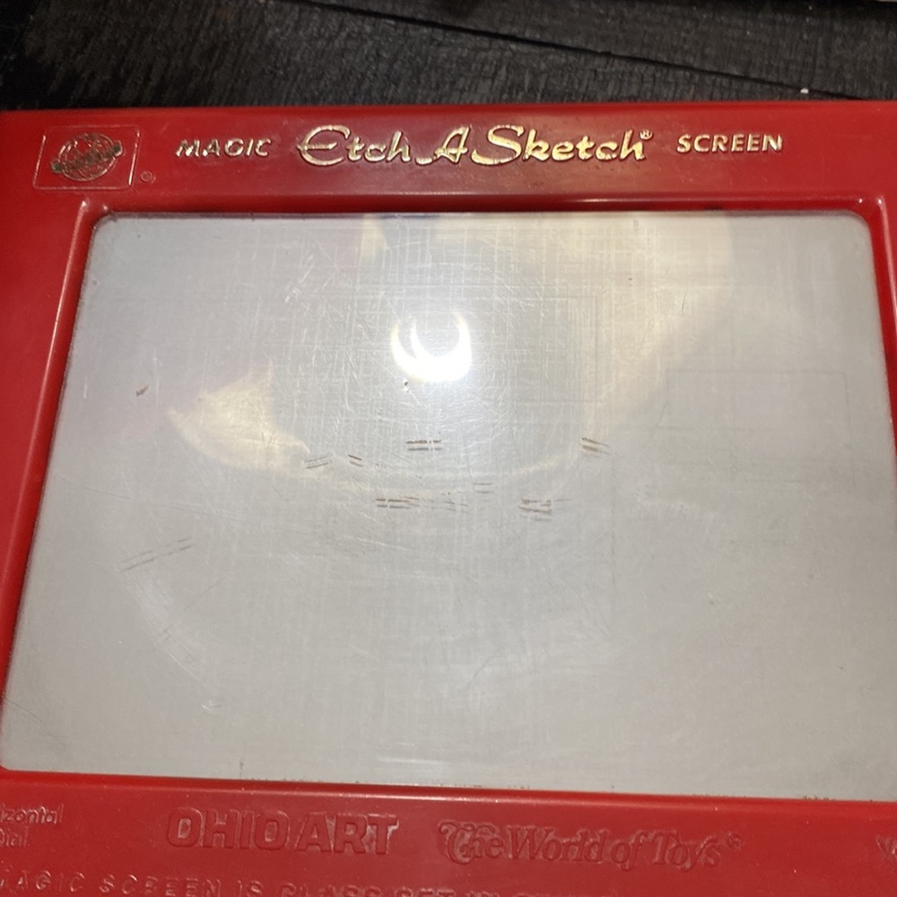 Vintage #505 Etch A Sketch Red Drawing Toy! - Picture 6 of 6